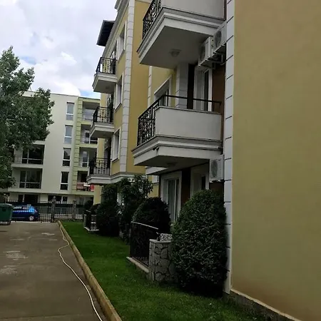 Магнолия Резиденс 3 *